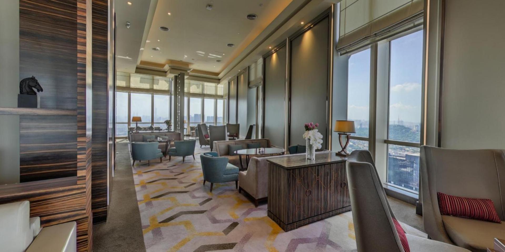 Sheraton Petaling Jaya Hotel Extérieur photo Club Lounge at the 36th floor