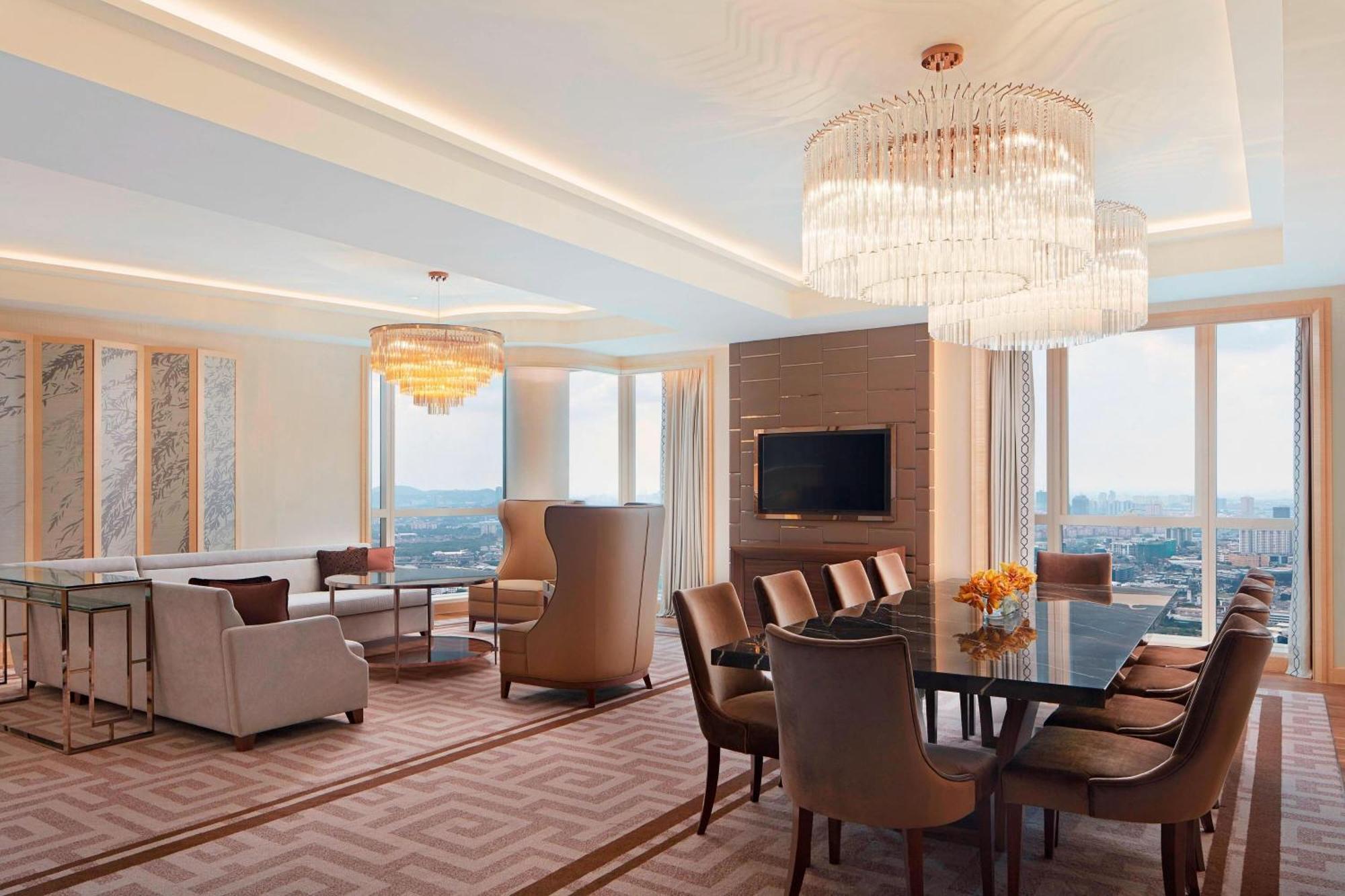 Sheraton Petaling Jaya Hotel Extérieur photo The Westin Club Lounge at Westin Hyderabad